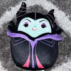 NWT Disney Villain Maleficent Squishmallow